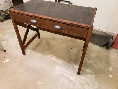 Desk 1