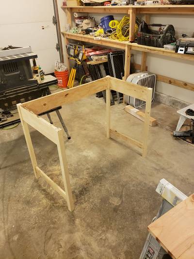 Desk 4